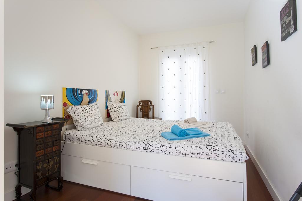 Joivy Joyful 2Br Apt With Terrace Nearby Sao Bento Palace Lisboa Exterior foto